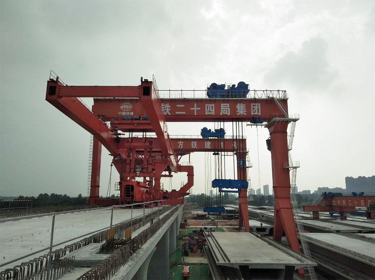 微特承接的南沿江鐵路標段架橋機、運梁車監控項目順利驗收